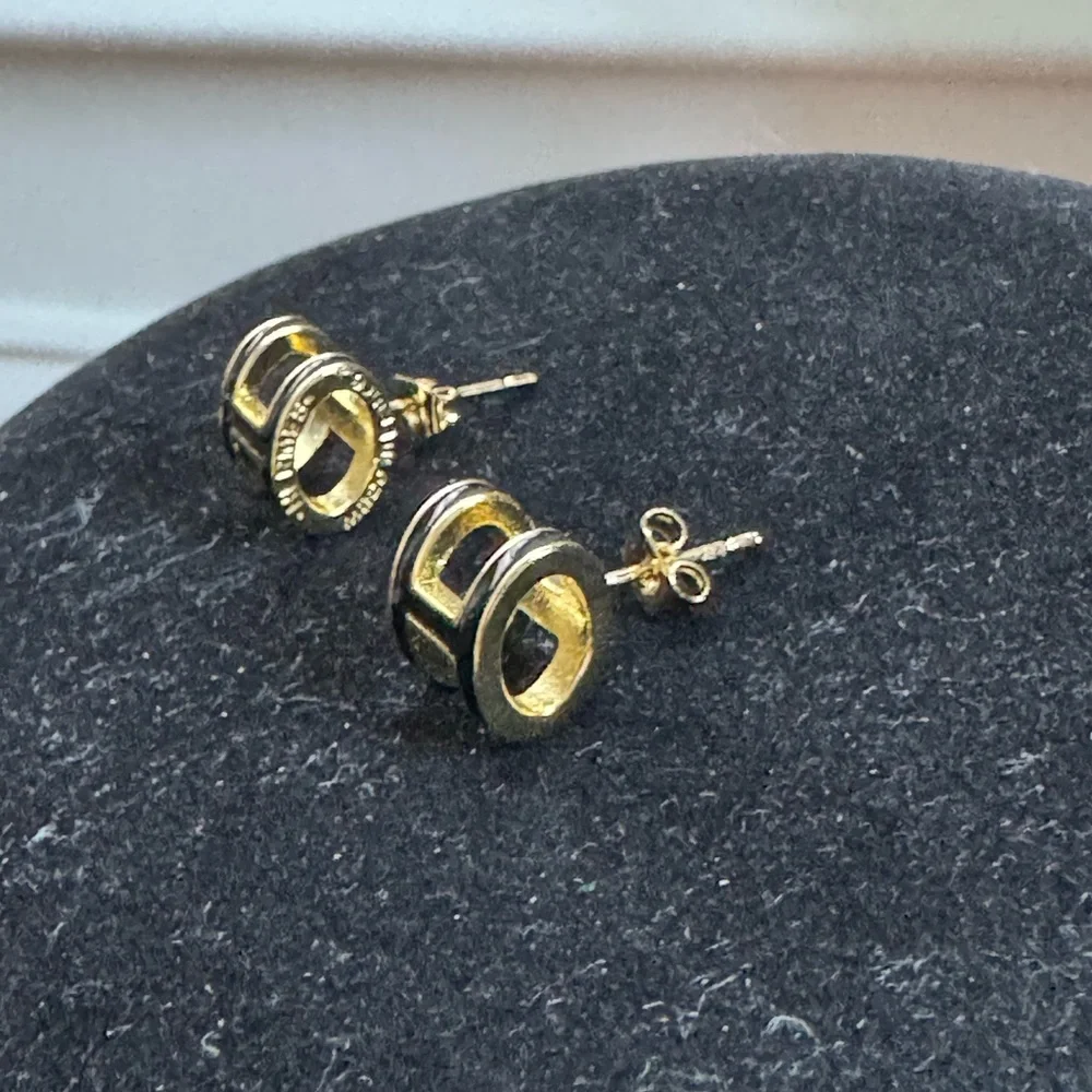 ❤️ Black “H” Enamel &‎ Gold Post Earrings